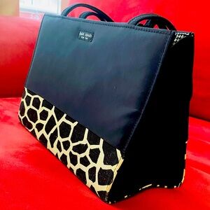 Elegant Black and Gold Women's Bag